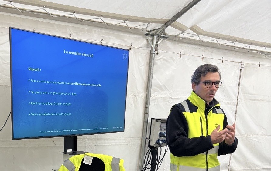 Objectifs de l’atelier TMS présentés aux salariés : repartir avec un réflexe simple et savoir à qui signaler une gêne physique